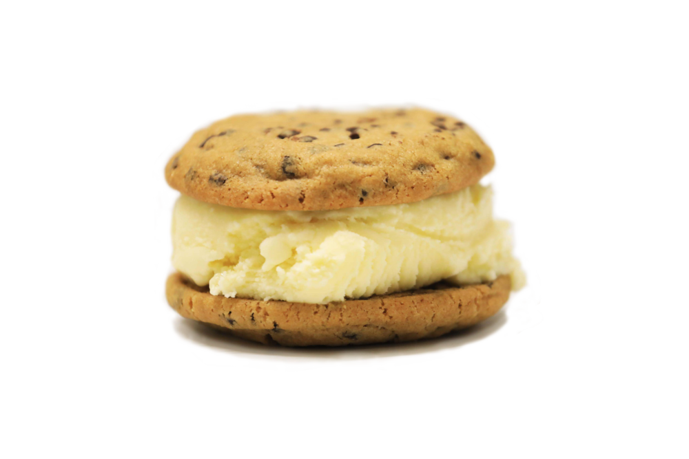 THE CLASSIC : Classic vanilla ice cream between two chocolate chip cookies&nbsp;